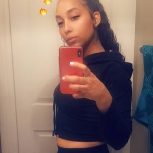 Meet your Posher, Shirelle